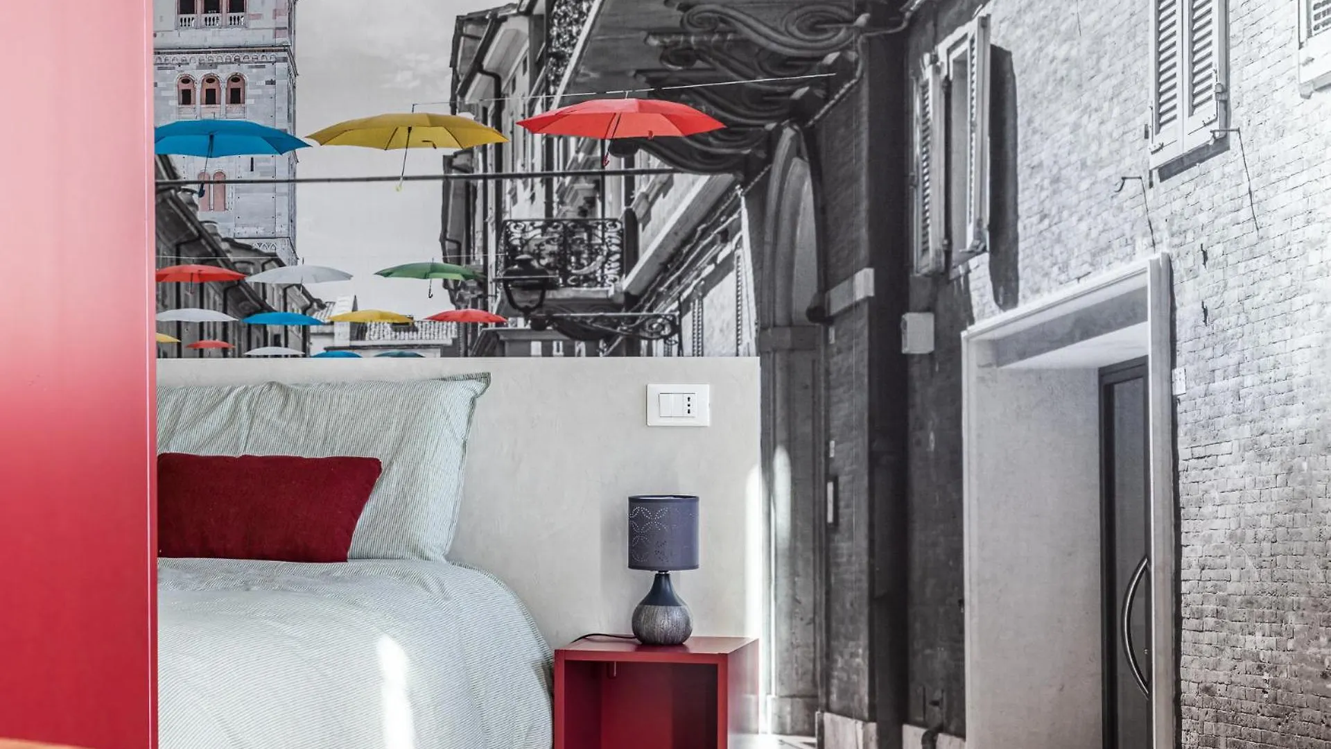 Room77 Modena 0*,  Italy
