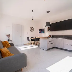  Appartamento Shiny Italia
